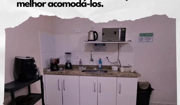 cozinha compartilhada pousada canto da ilha da faby foto 1
